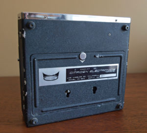 Citroen model 660 tape recorder 10