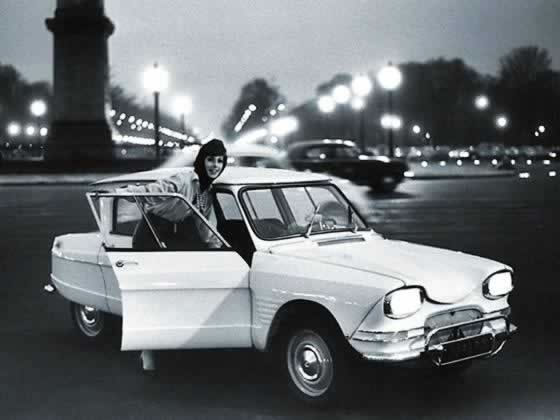 Bâche Citroën Ami 6 berline (1961-1969) semi sur mesure extérieure - My  Housse