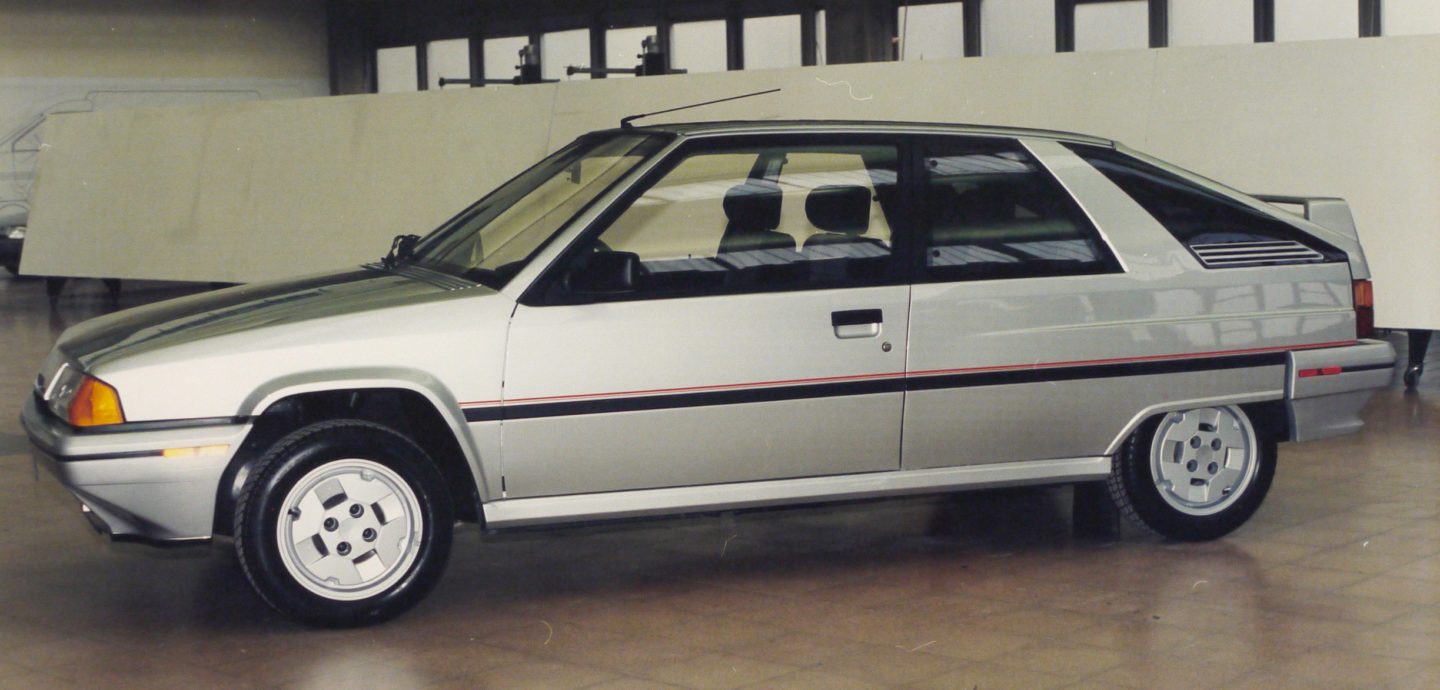 BX-in-the-USA-2-door-hatchback-concept-1